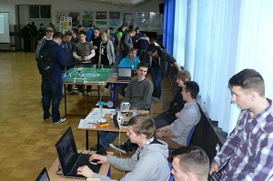 Na zdjęciu uczestnicy Tygodnia na Rzecz Kariery w Zespole Szkół Elektrycznych w Białymstoku